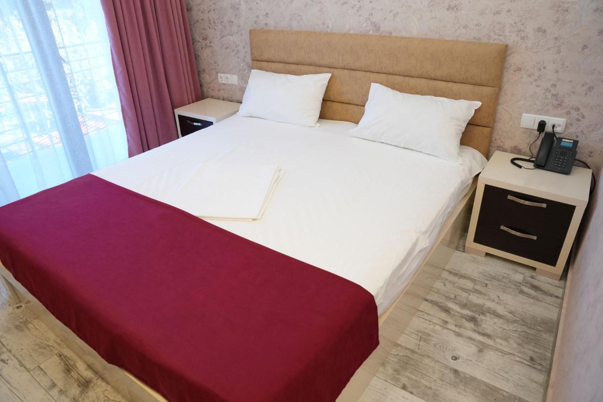 Sierra Hotel Tbilisi Eksteriør bilde