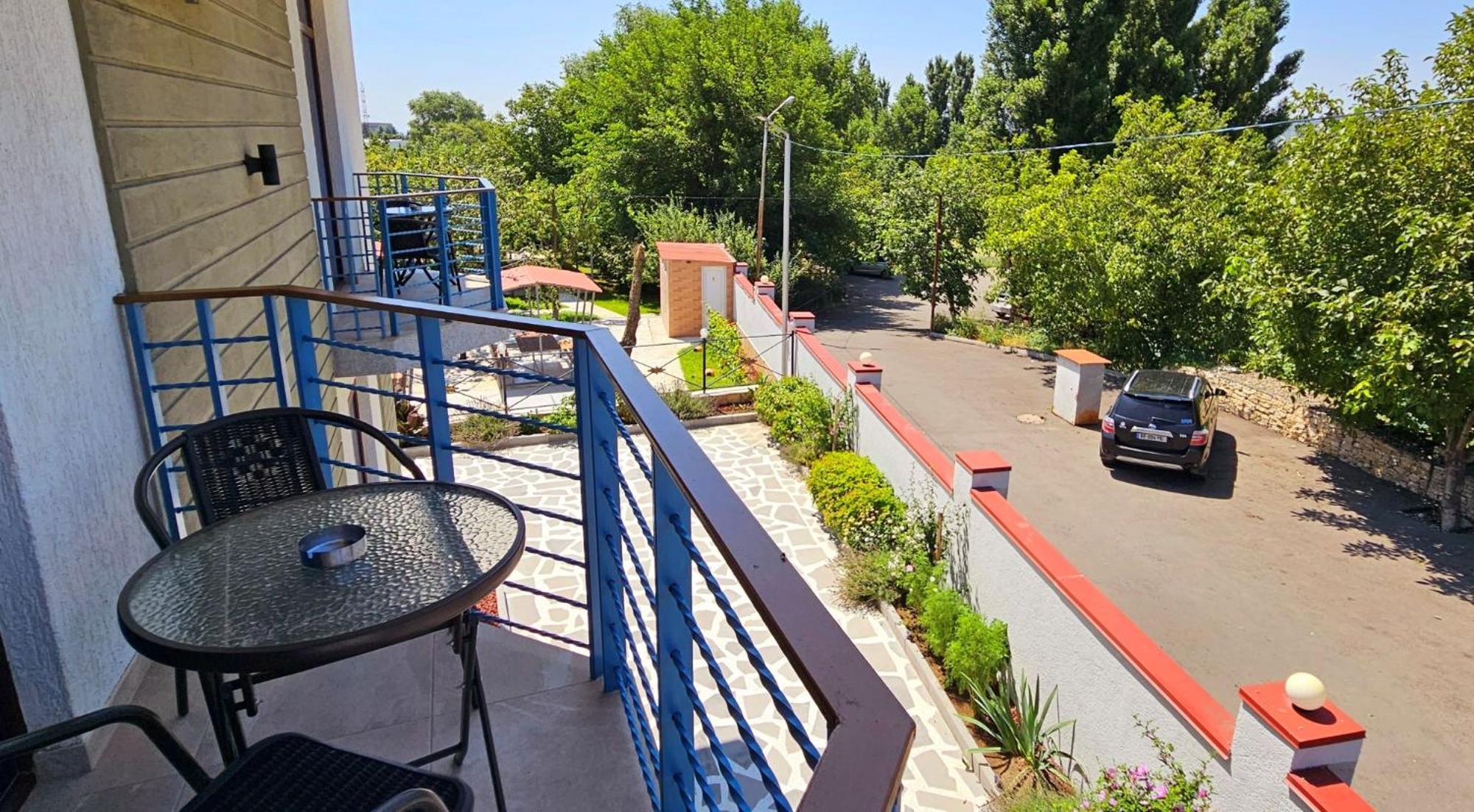 Sierra Hotel Tbilisi Eksteriør bilde