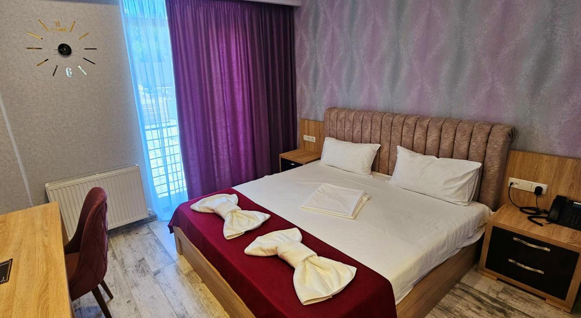 Sierra Hotel Tbilisi Eksteriør bilde